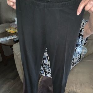 Plain black leggings!